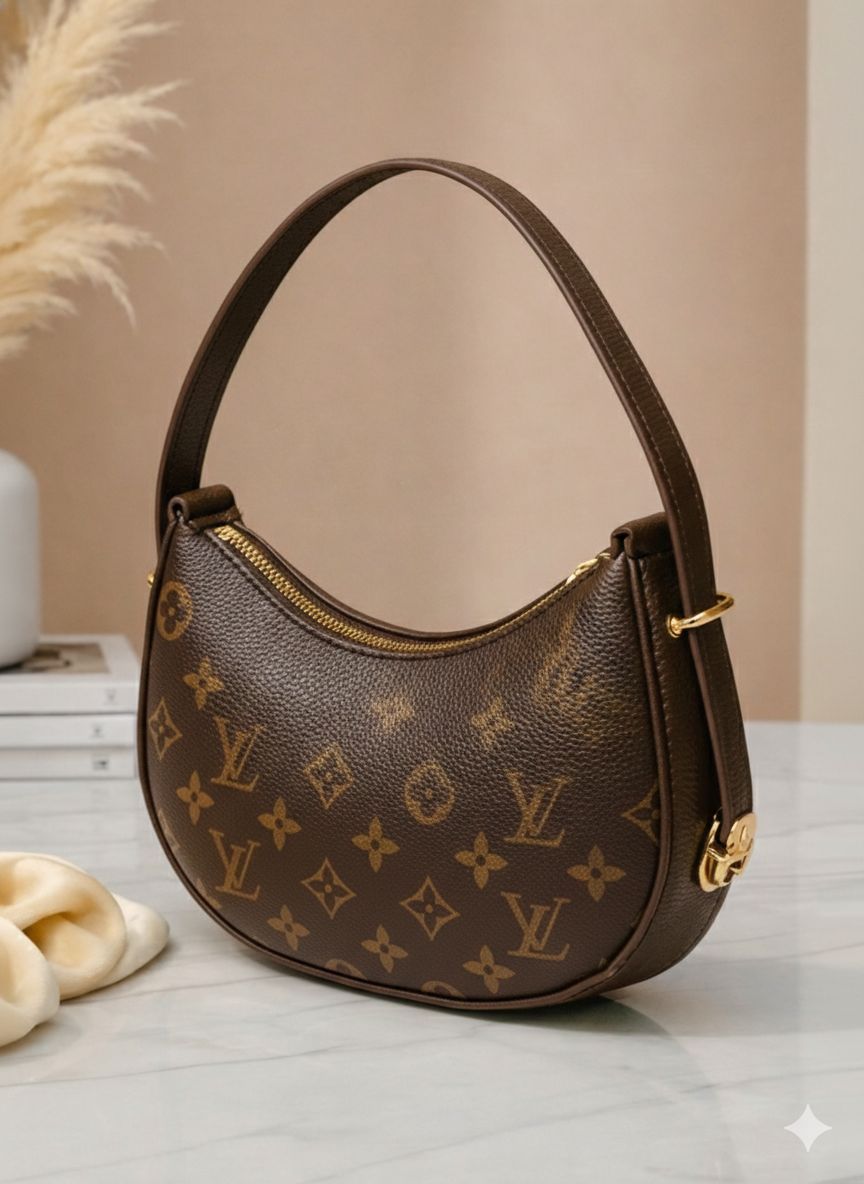 Moon Bag