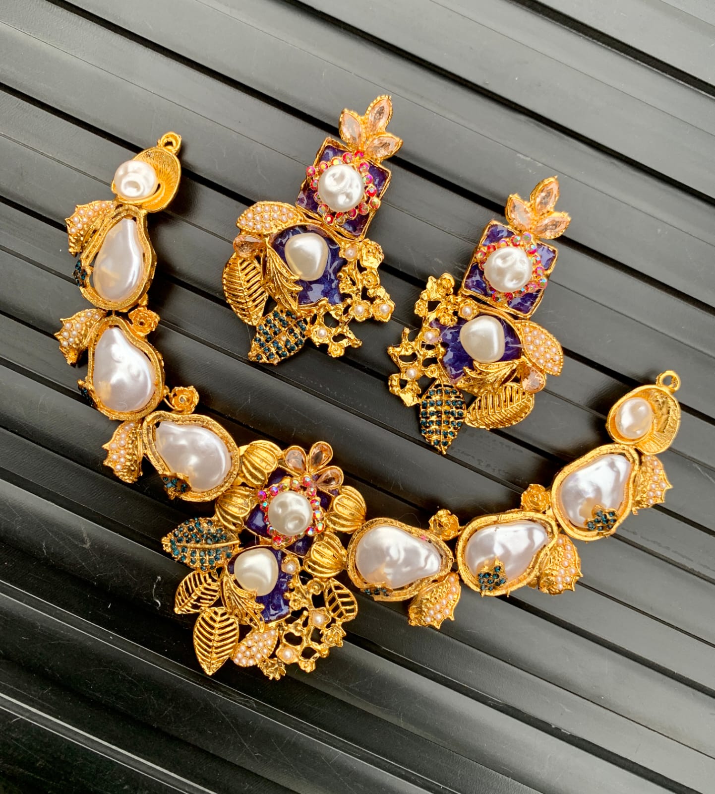 Mop Necklace Set