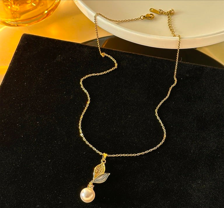 Pearl Locket Chain
