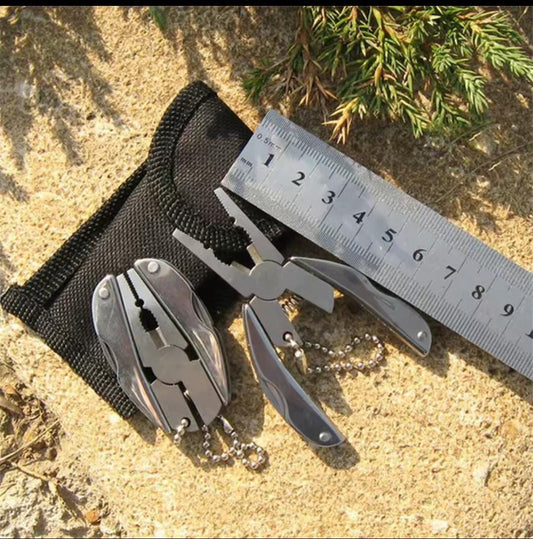 Pliers Knife Keychain