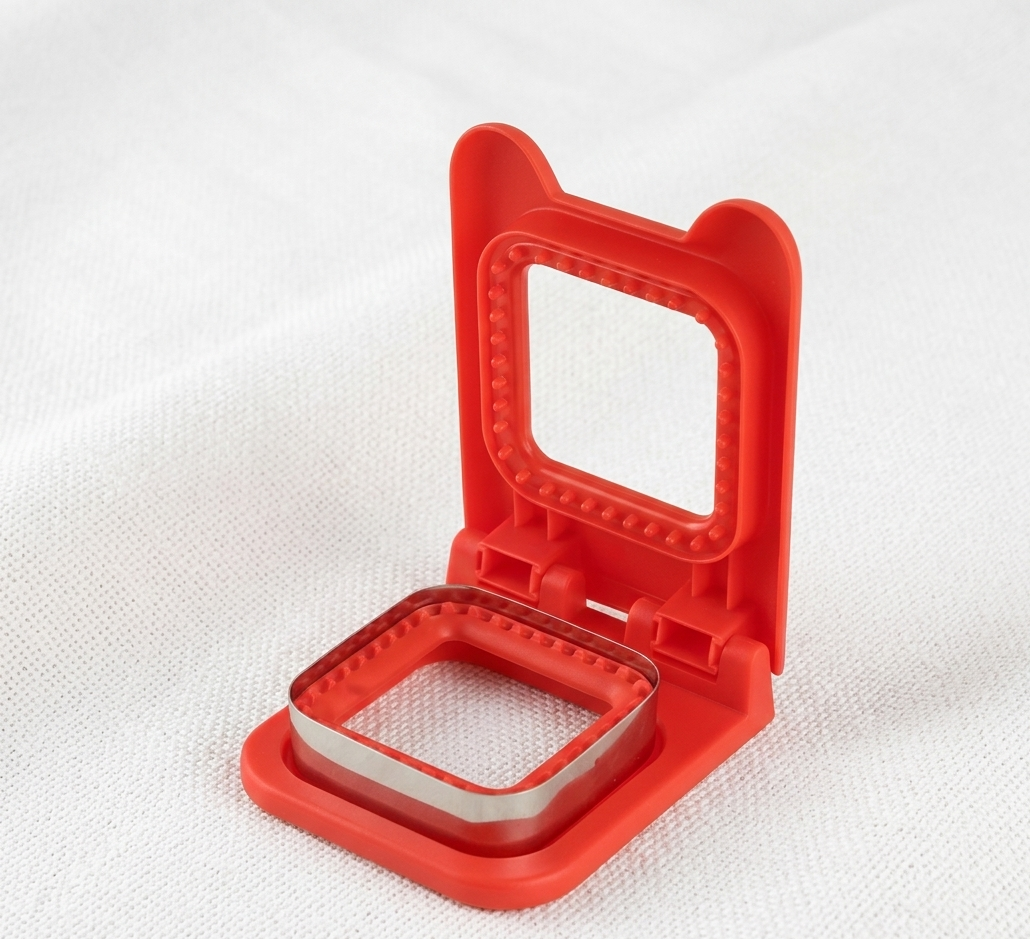 Sandwich Cutter