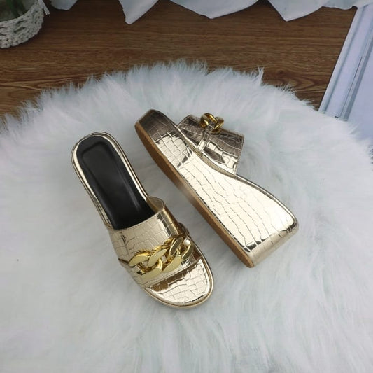Shiny Chain Wedge