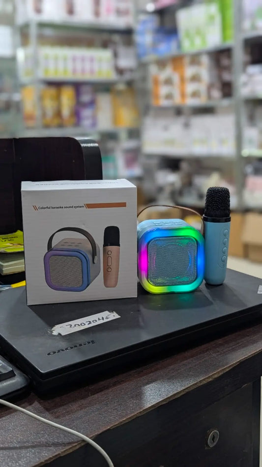 Speaker with Dual or Single Mic