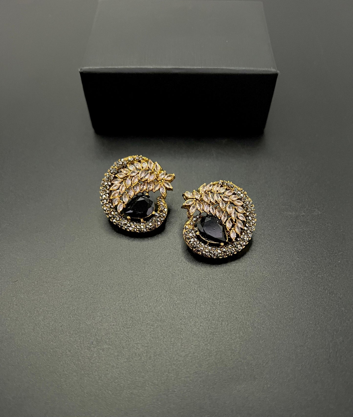 Stones Studs