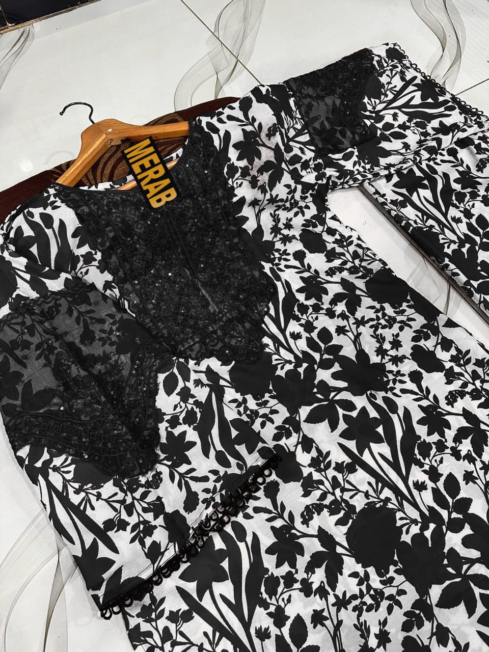 2 Pcs Swiss Lawn Suit