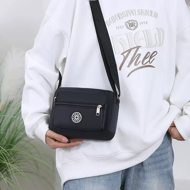 Unisex Cross Body Pouch