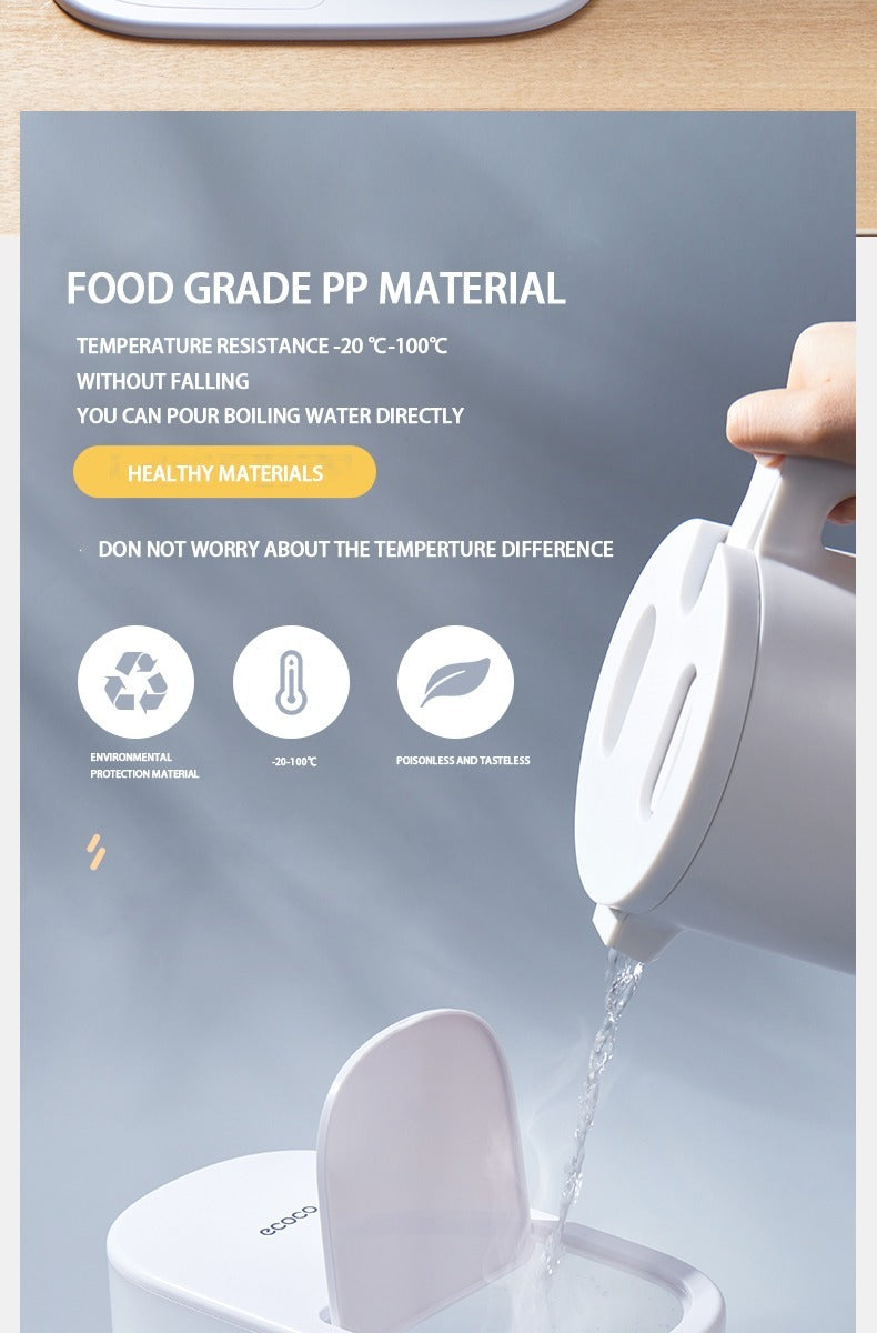 Water Container with Faucet