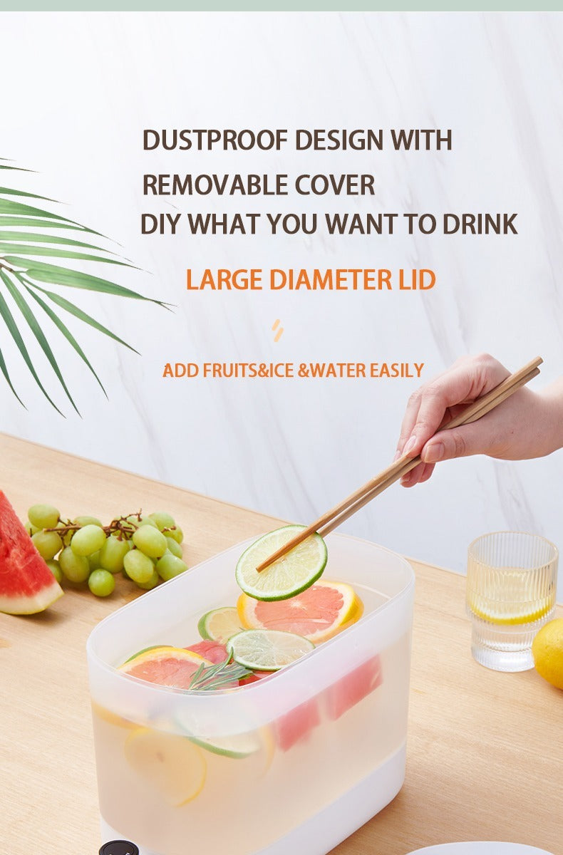 Water Container with Faucet