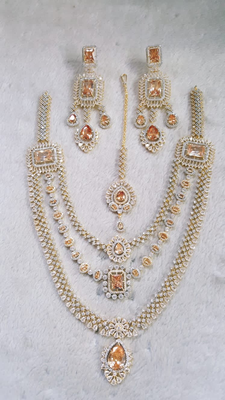 Stylish zircon Set