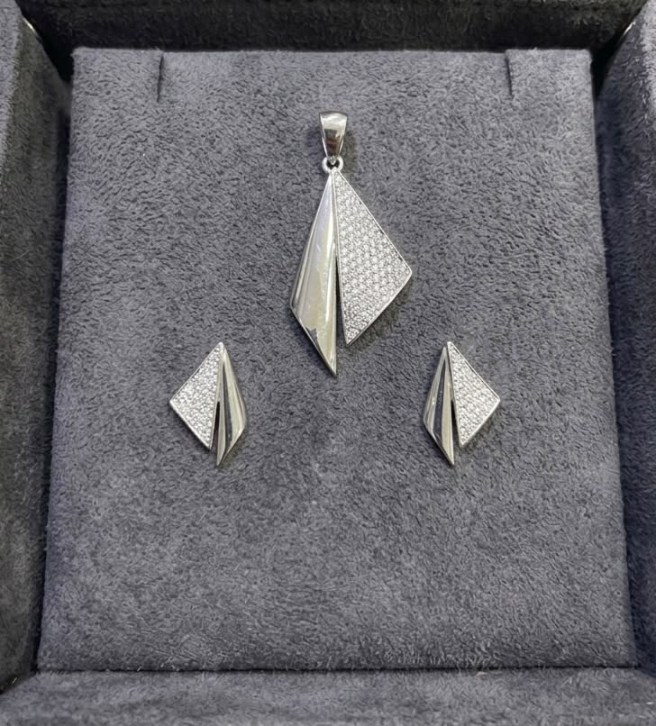 Locket Set Without Chain