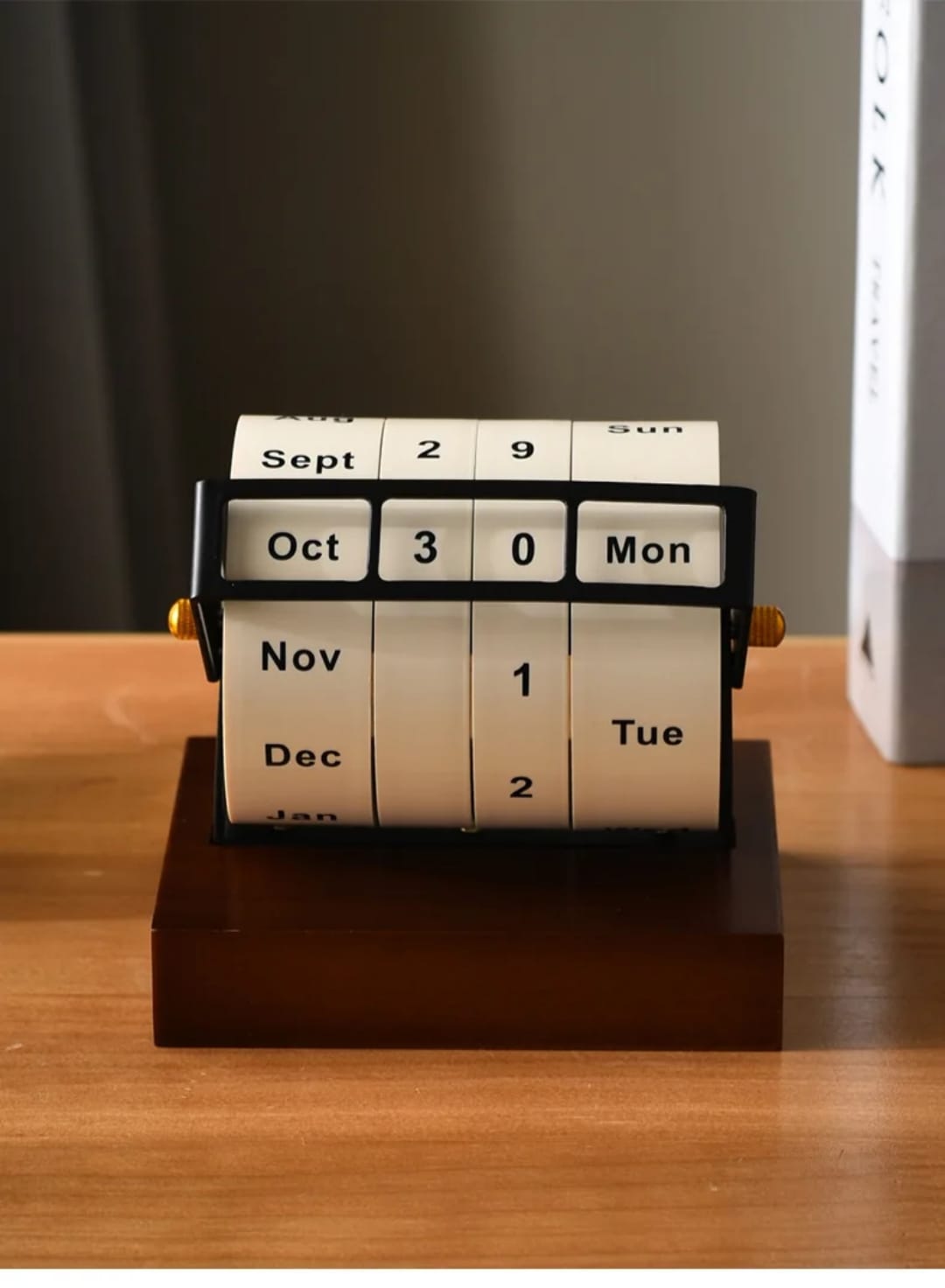 Wheel Perpetual Calendar