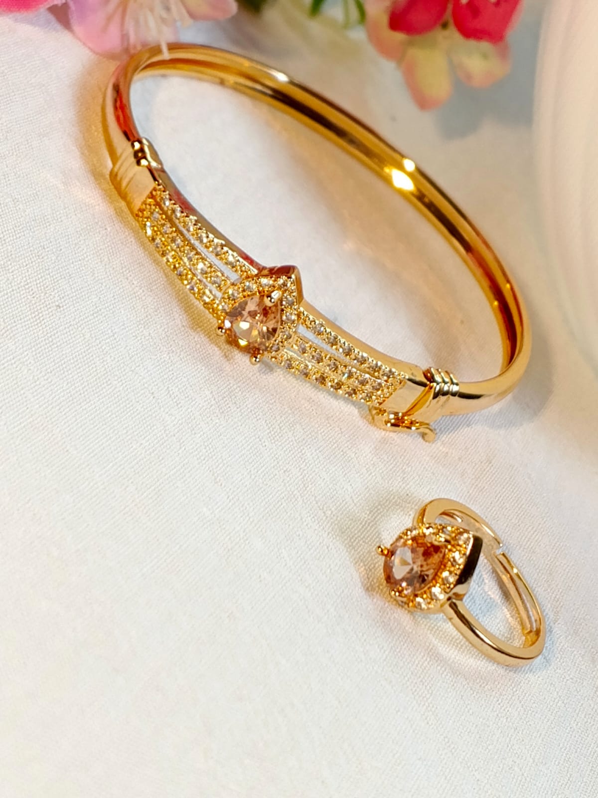 Zircon Bracelet