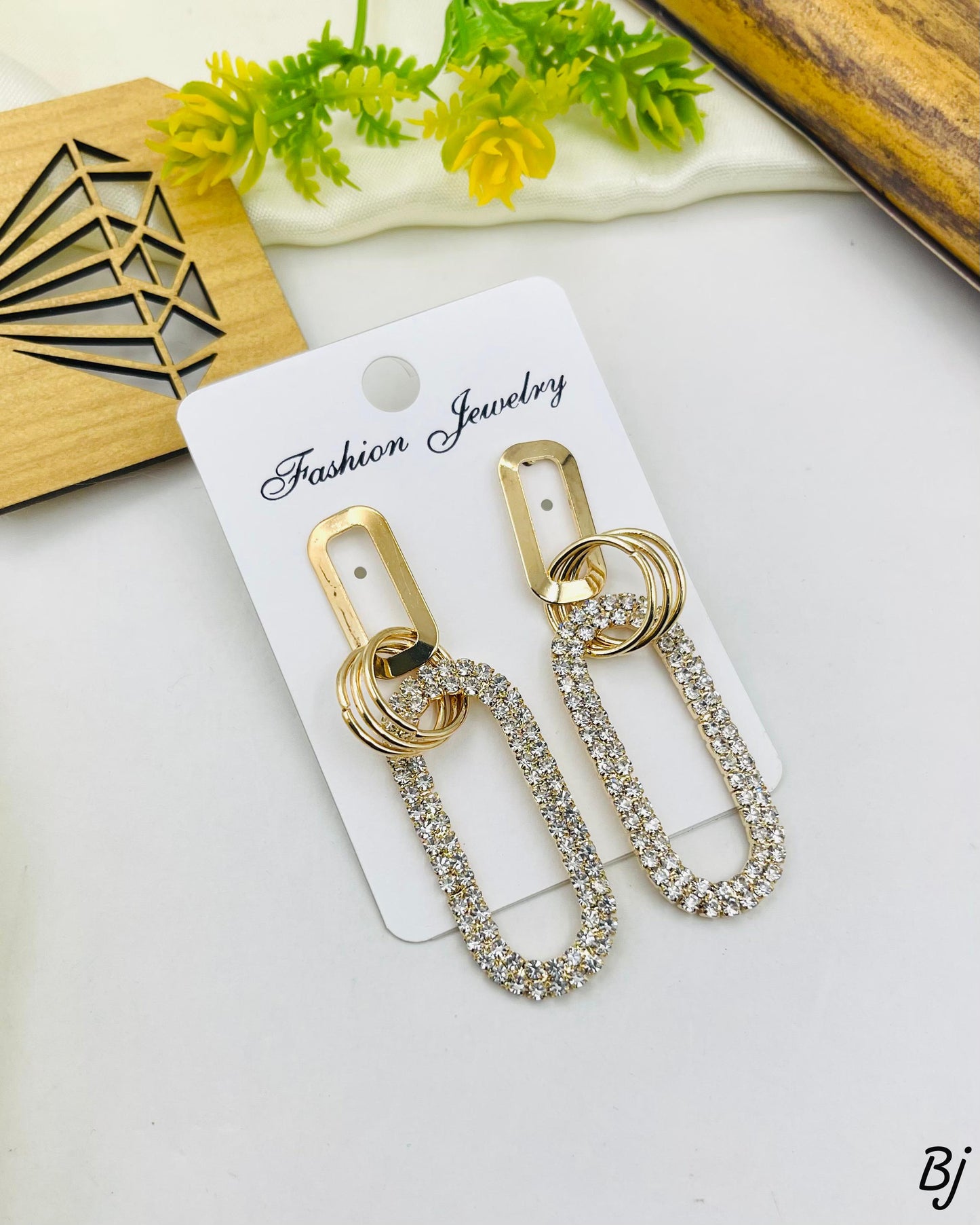 Zircon Earing