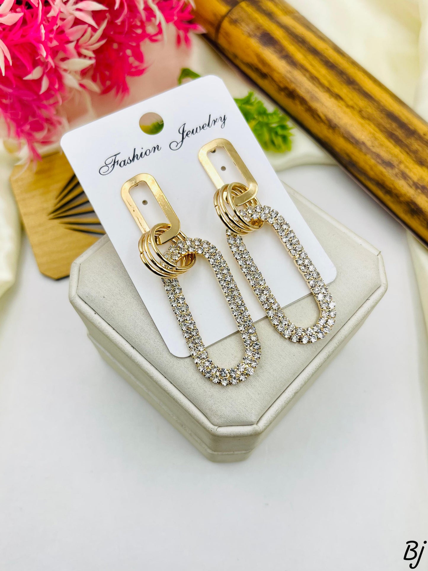 Zircon Earing