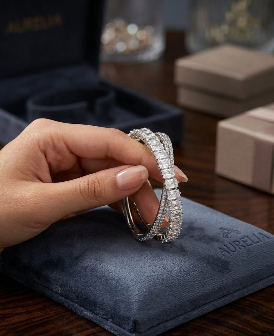 Zircon Handcuff