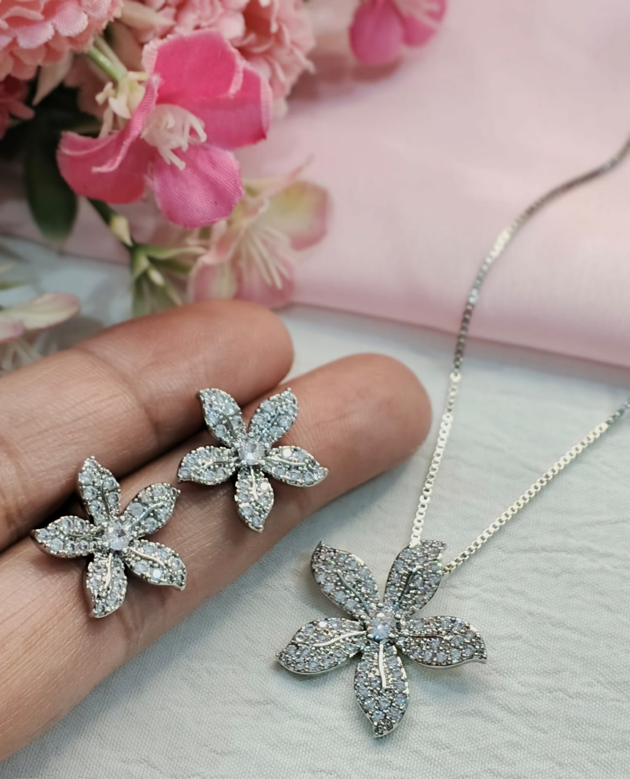 Zircon Locket Set