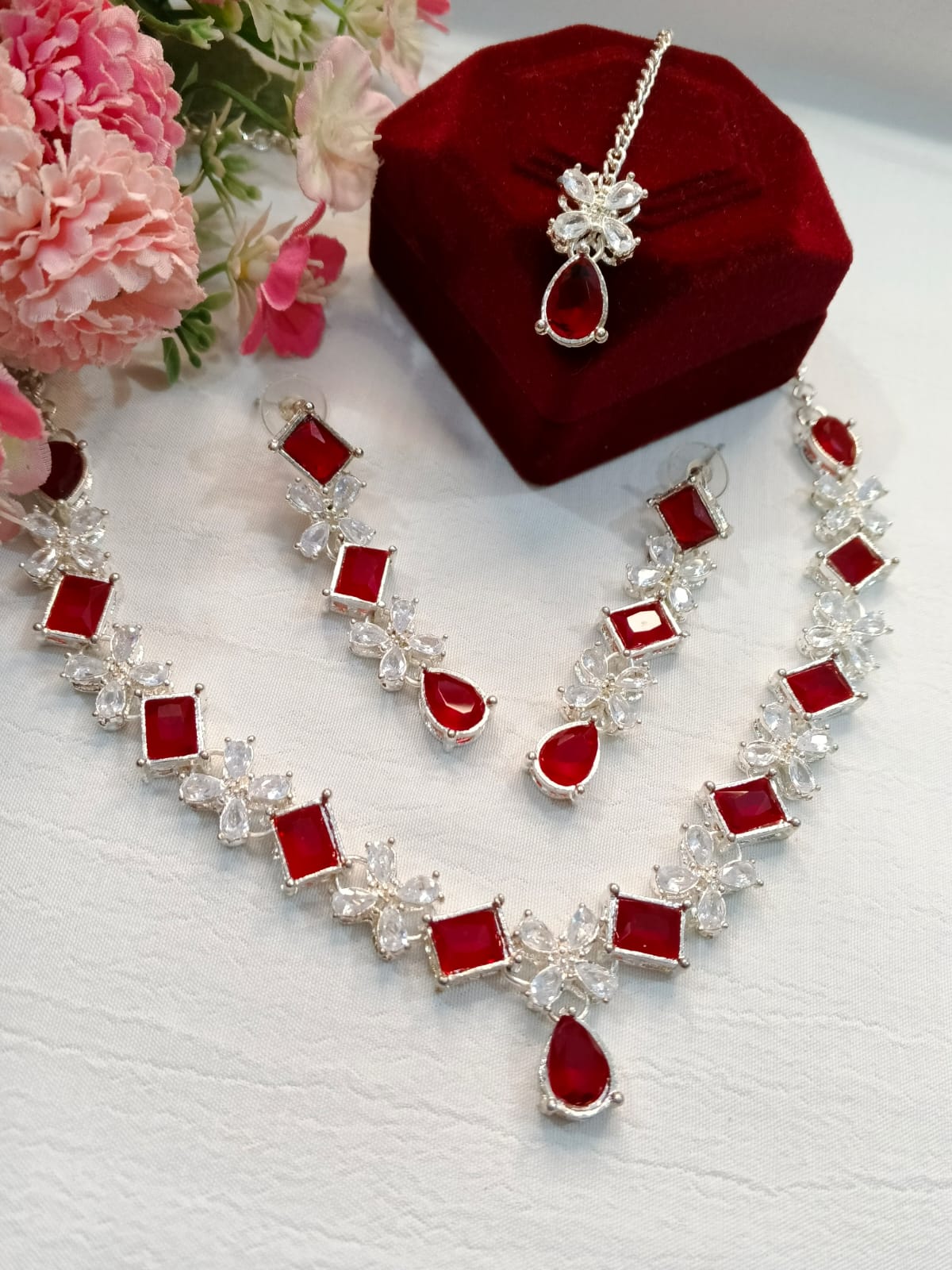 Zircon Set