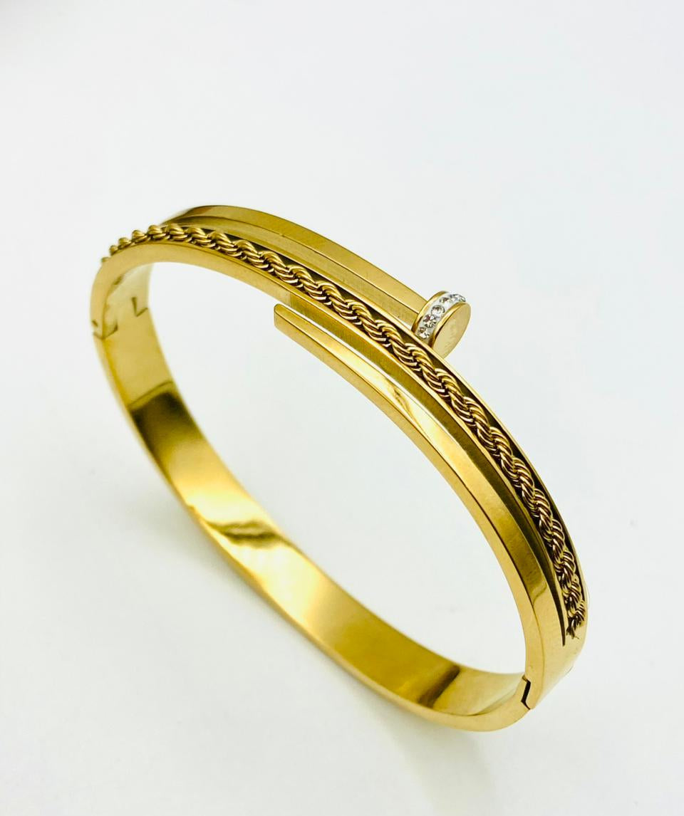 Zircon Stones Handcuff