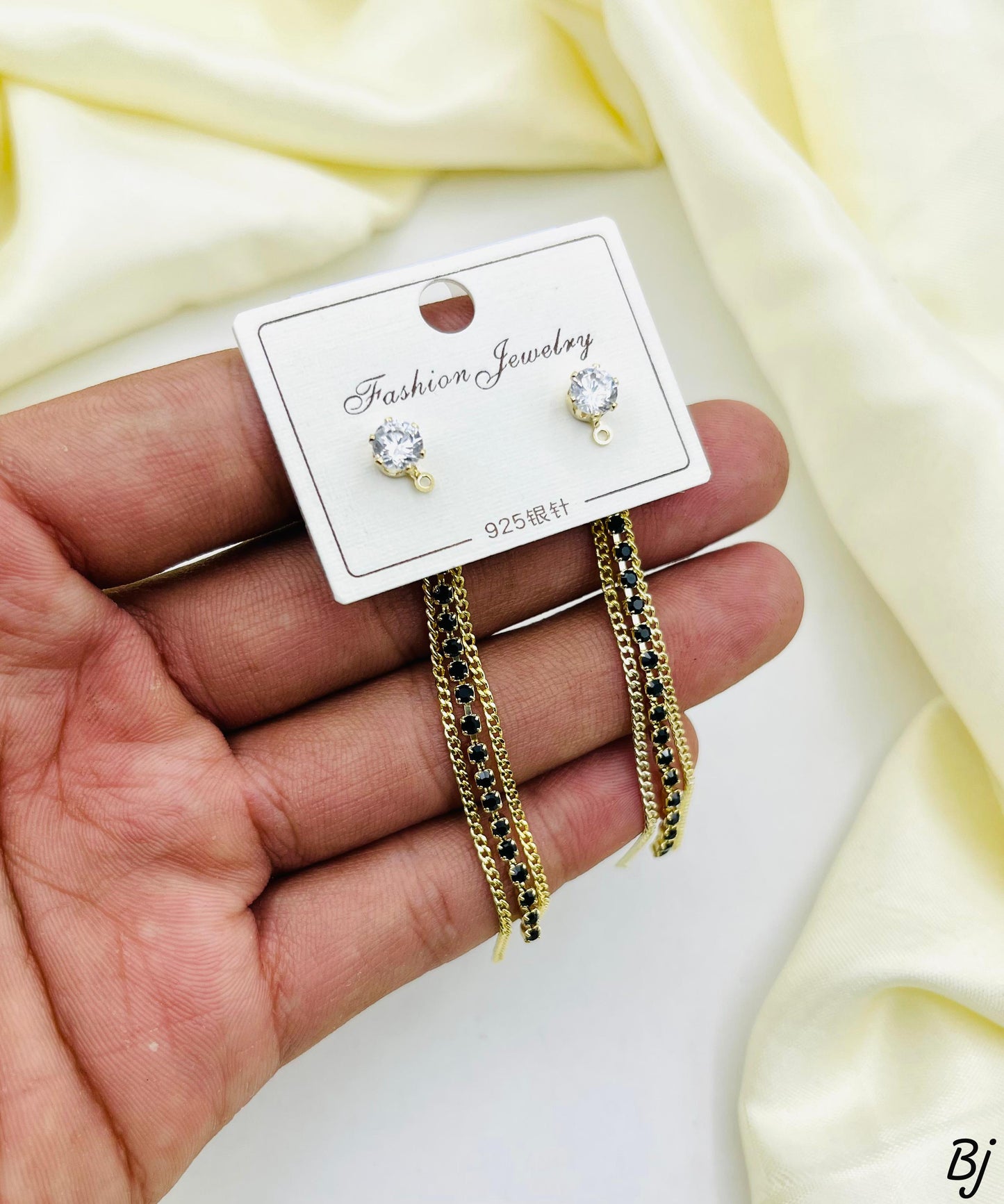 Zircon Studs