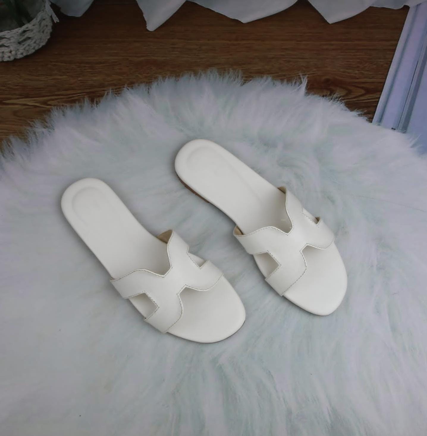 Stylish Soft Slides